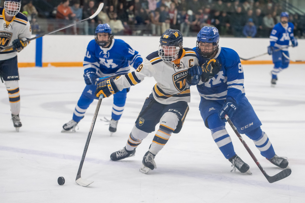 Minnetonka vs Wayzata Feb2-23 Earl Ebensteiner30